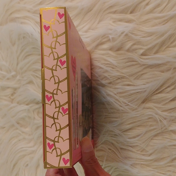 💝FIRM! NWT TOO FACED ONE HOT MAMA BOX SET (DISCONTINUED) - Picture 4 of 14
